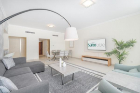 Beachfront Bliss Luxurious 3-BR Stay in JBR